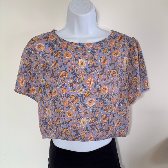 Forever 21 crop blouse top - Picture 1 of 10